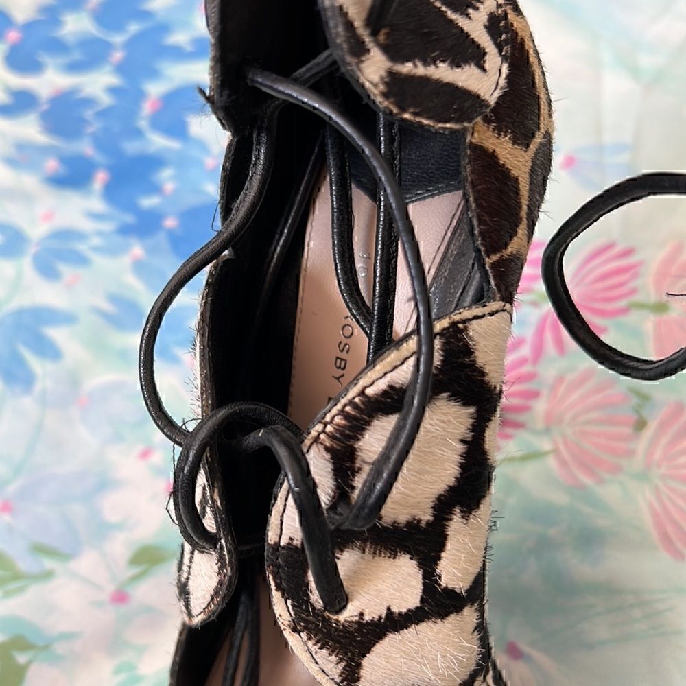 10 Crosby Derek Lam Animal Print Hair On Lace Up Heels 6 - Picture 12 of 13